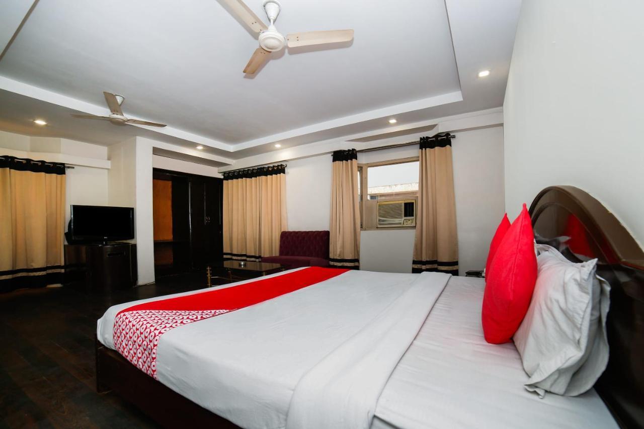Hotel Shelter Gwalior Ngoại thất bức ảnh