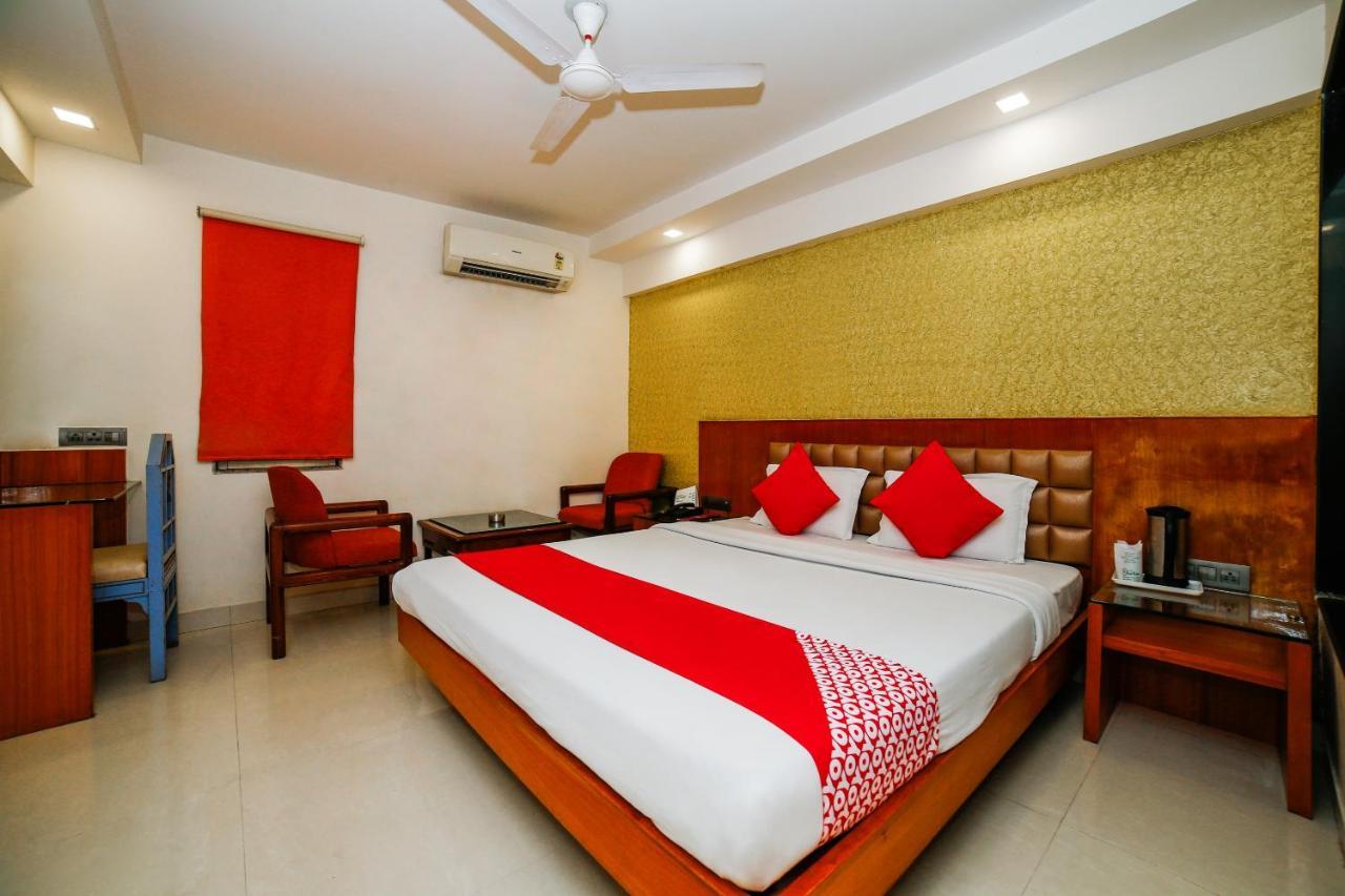 Hotel Shelter Gwalior Ngoại thất bức ảnh