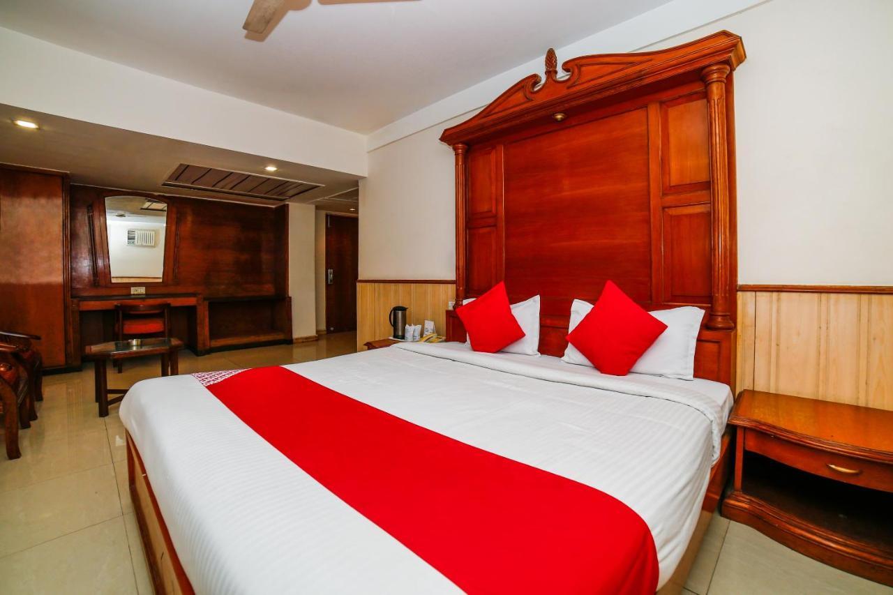 Hotel Shelter Gwalior Ngoại thất bức ảnh