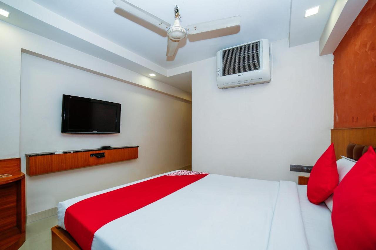 Hotel Shelter Gwalior Ngoại thất bức ảnh