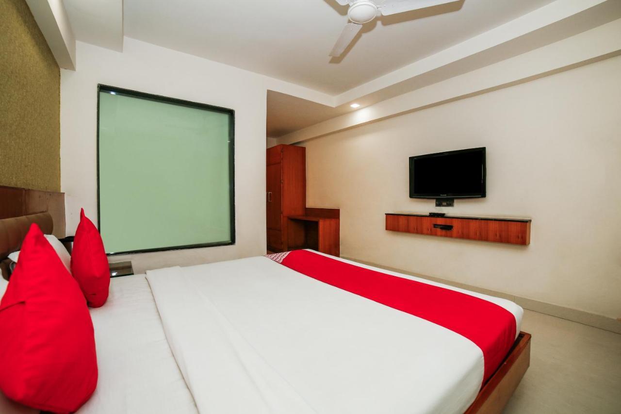 Hotel Shelter Gwalior Ngoại thất bức ảnh