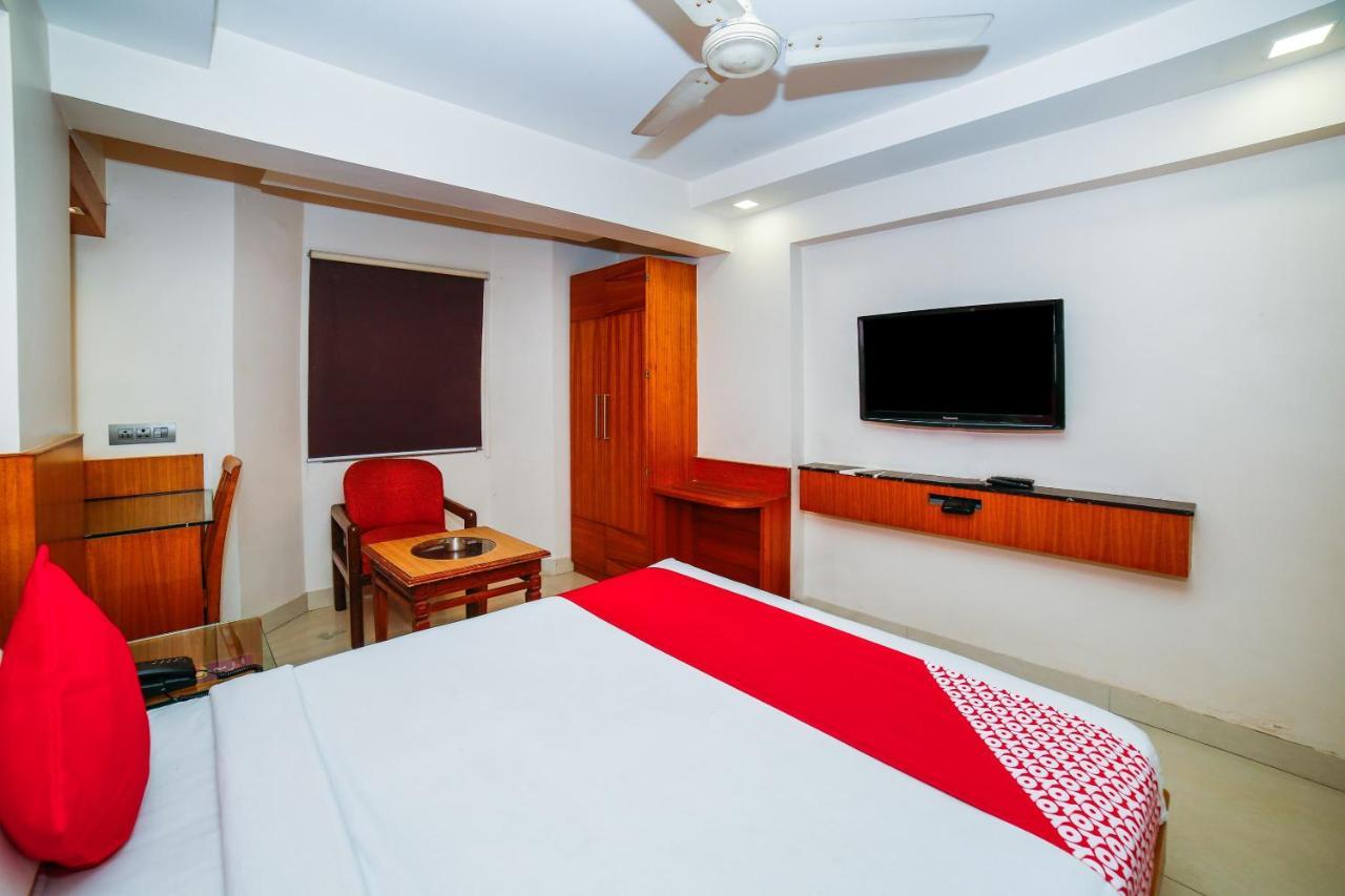 Hotel Shelter Gwalior Ngoại thất bức ảnh
