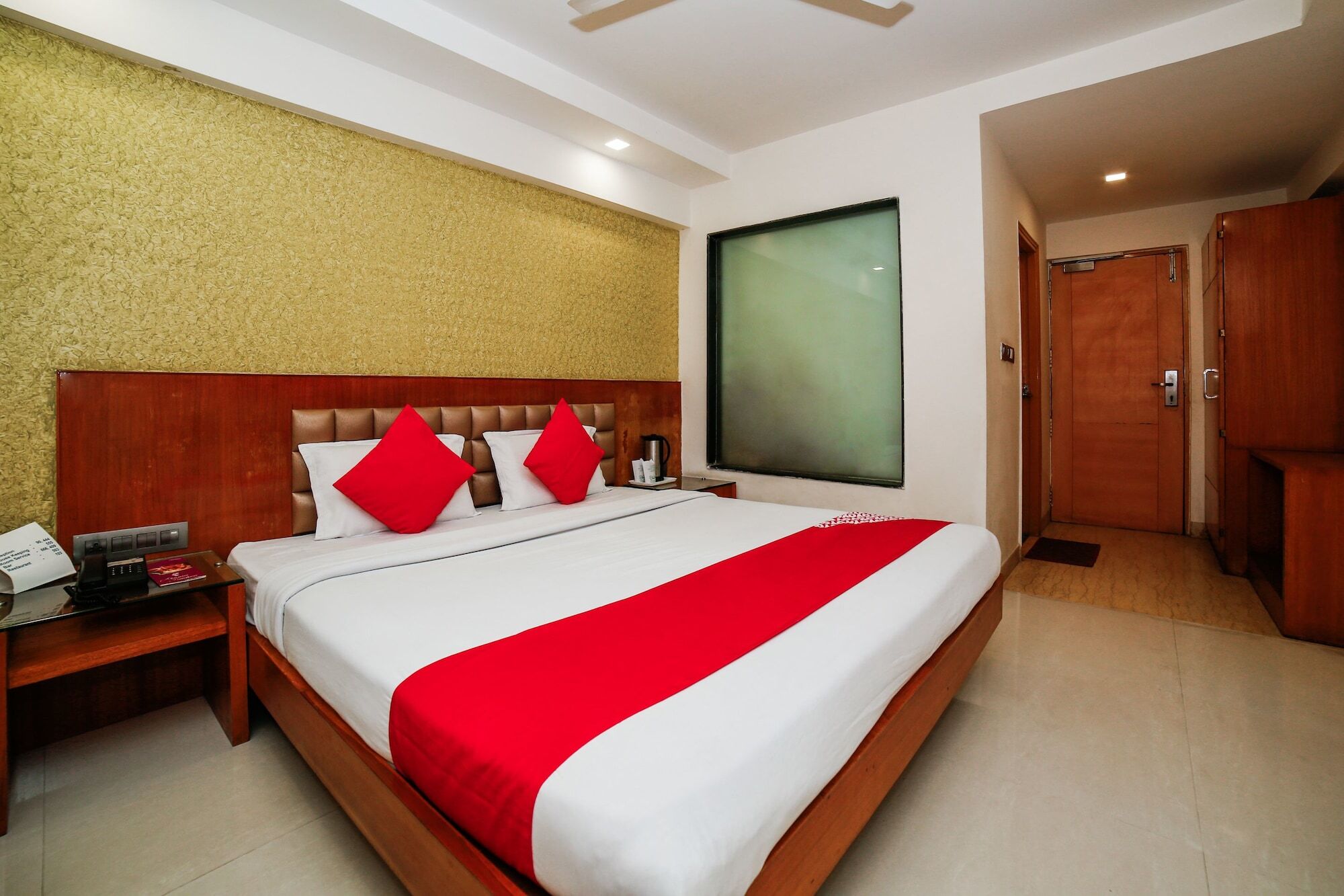 Hotel Shelter Gwalior Ngoại thất bức ảnh